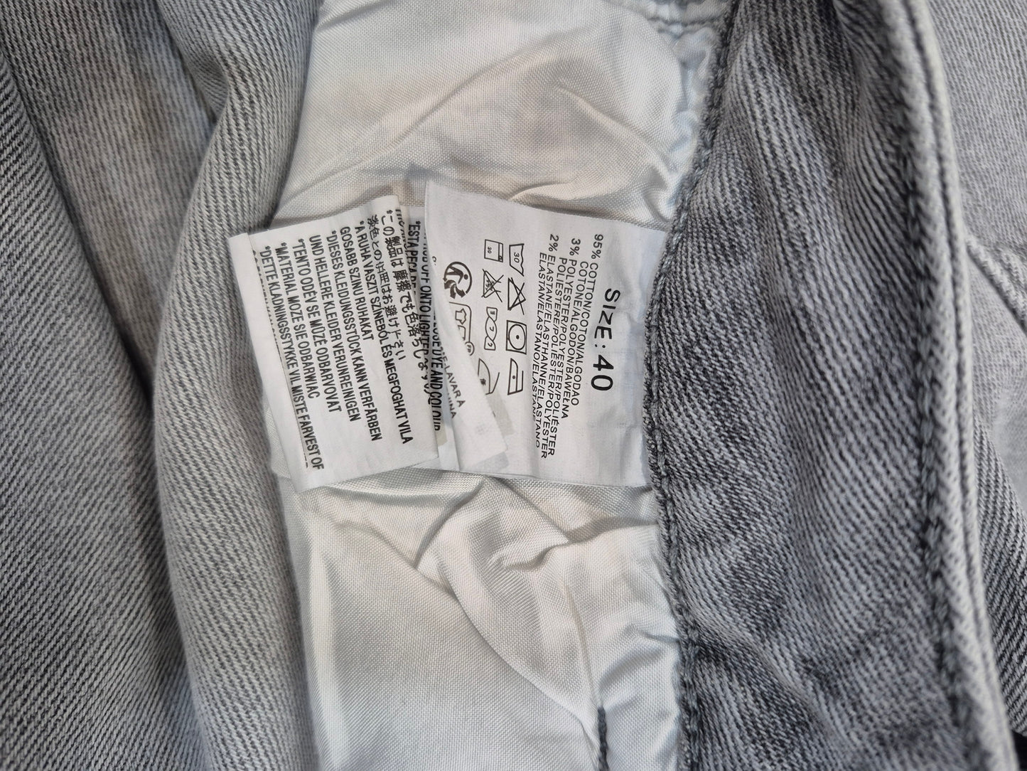 Jeans taille haute large