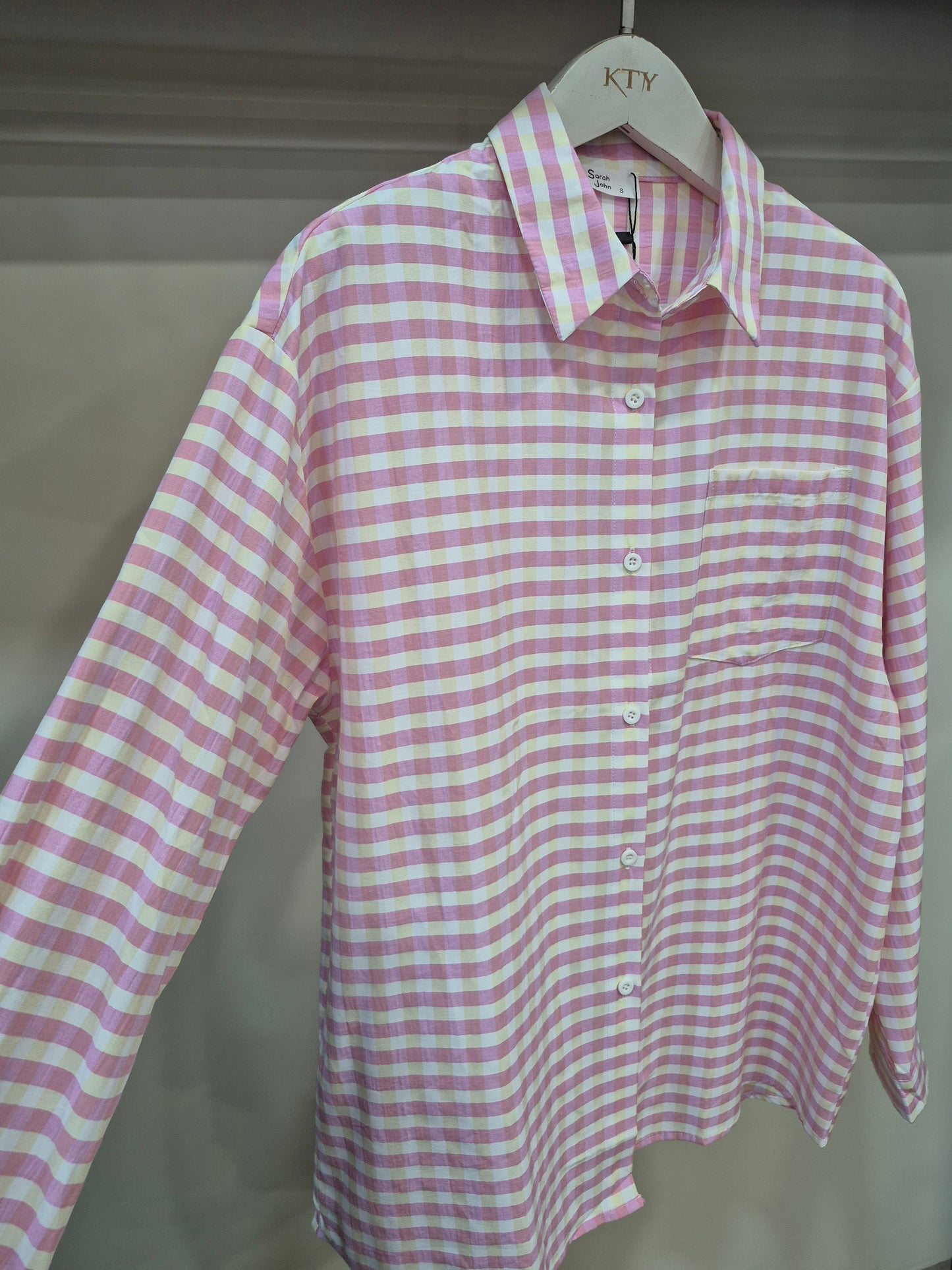 Chemise femme ample à carreaux rose – coton & viscose, style chic casual