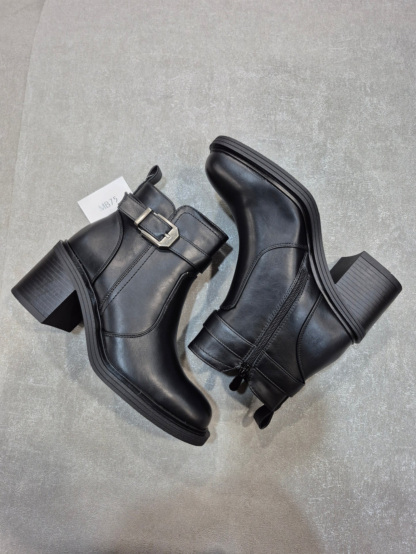Bottines similicuir pour femmes