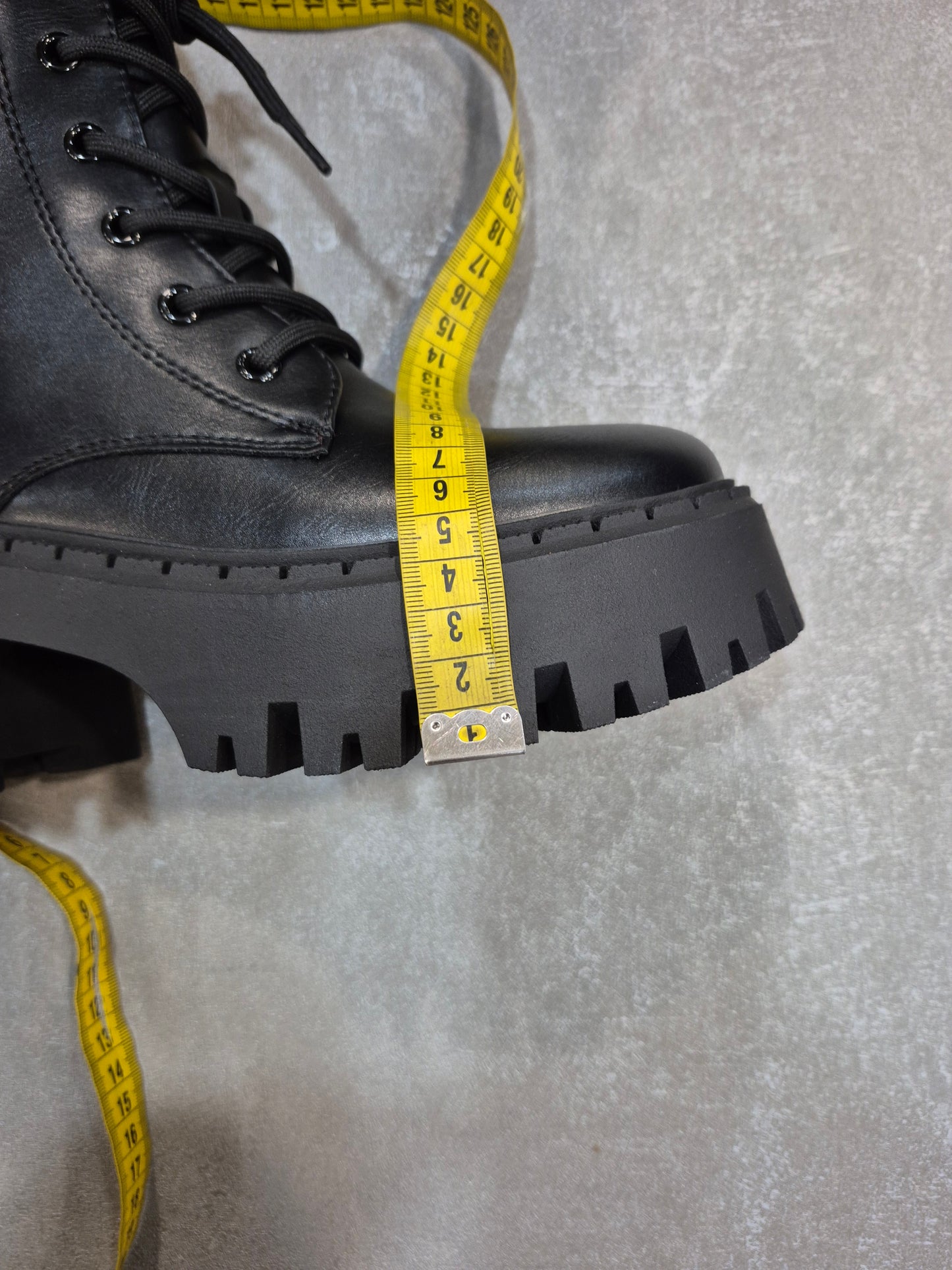 Bottines similicuir pour femmes