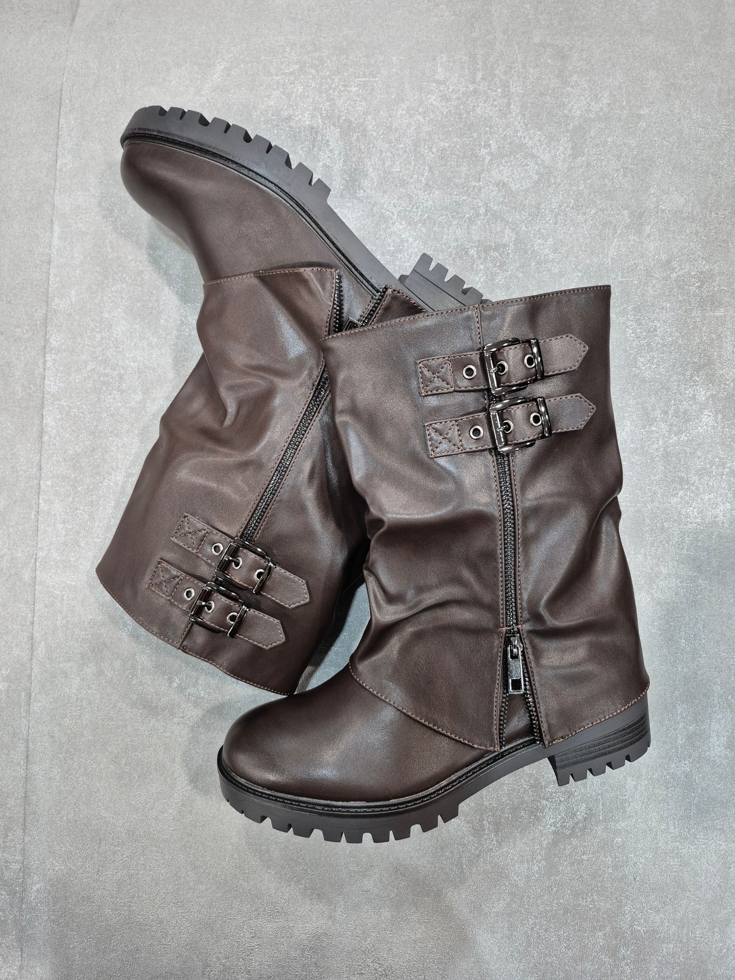 Bottes similicuir pour femmes