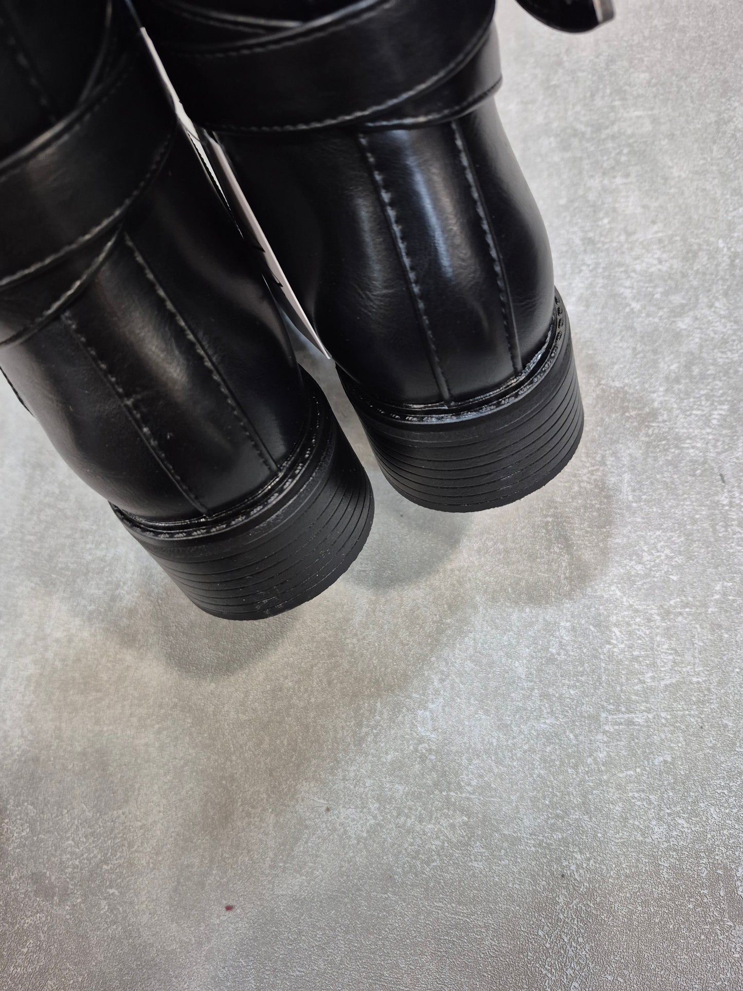 Bottines similicuir pour femmes