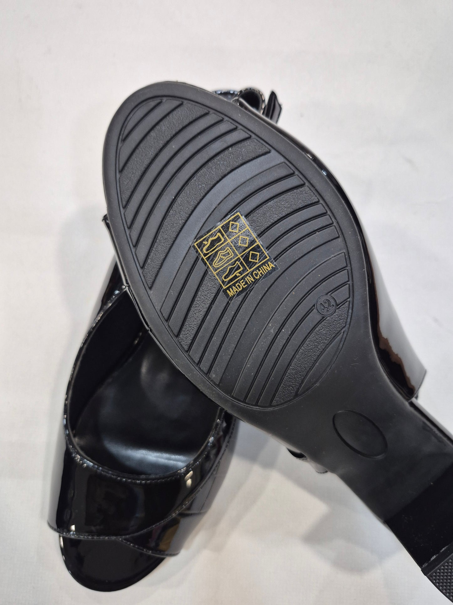 Sandales Slingback Vernies Élégantes – Noir & Beige | Talon 6 cm | Tailles 41–44