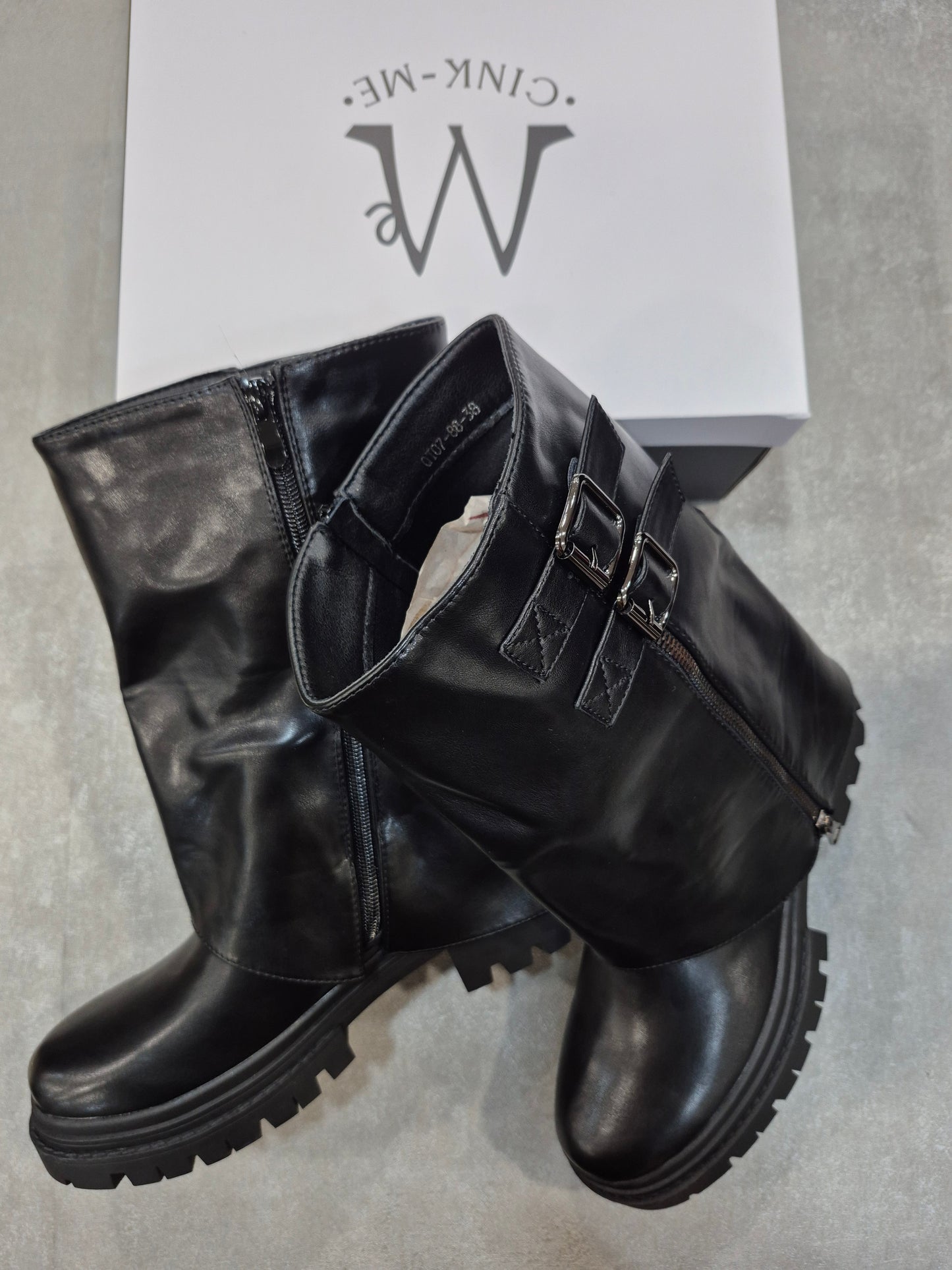 Bottines similicuir pour femmes