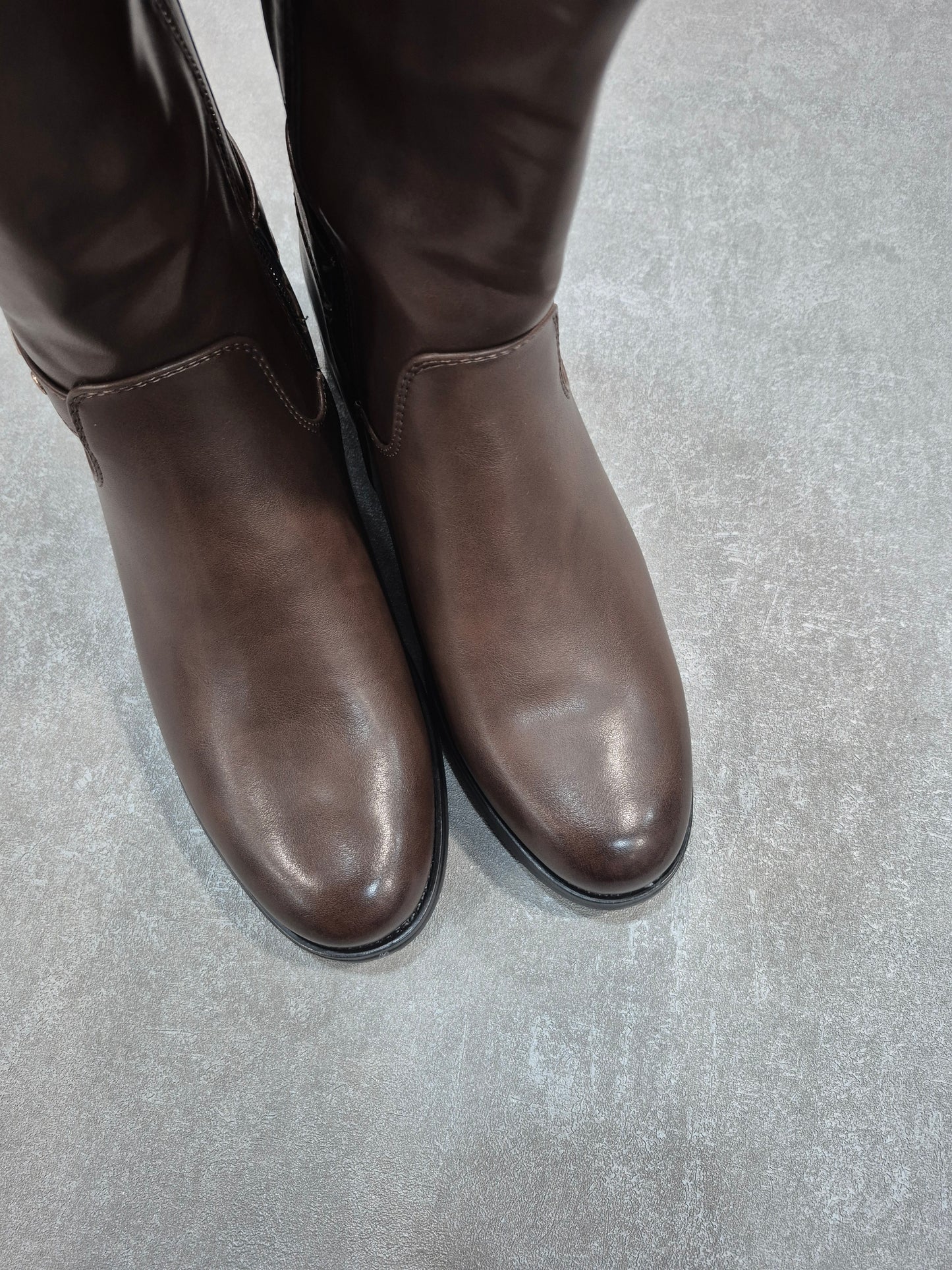 Bottes similicuir marron pour femmes